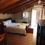 Guest house Archontiko Kertezis 3*