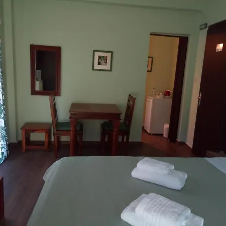 Archontiko Kertezis Kértezi