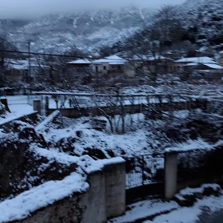 Archontiko Kertezis Kértezi