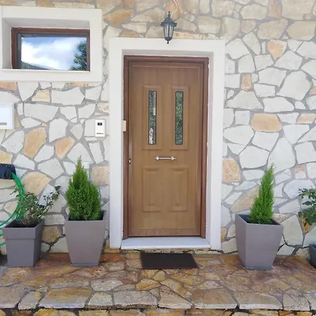 Guest house Archontiko Kertezis Kertezi