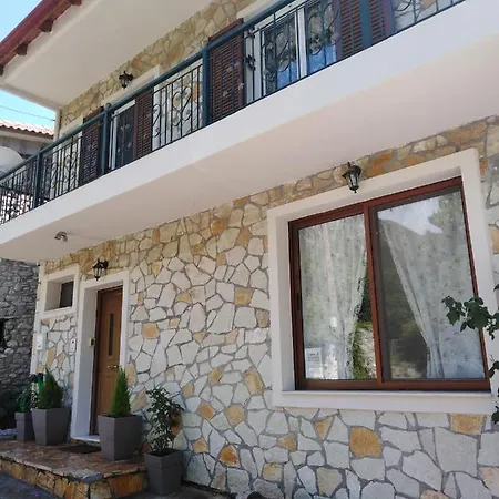 Archontiko Kertezis Guest house Kertezi