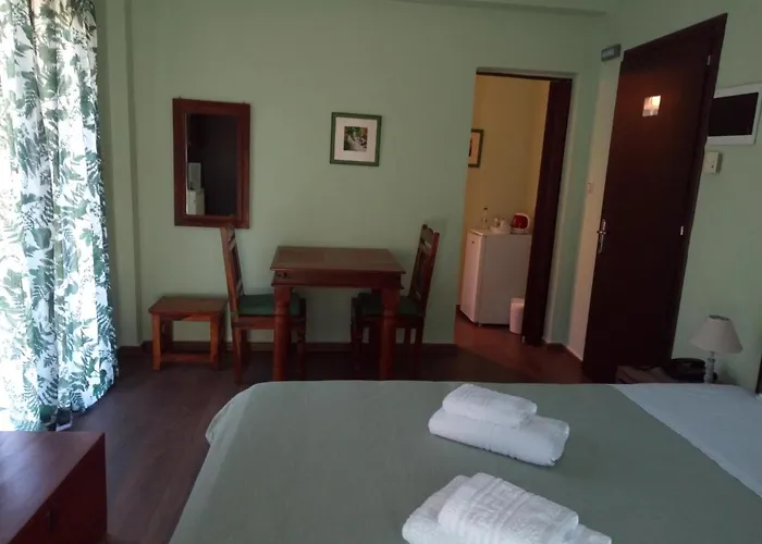 Archontiko Kertezis Kértezi