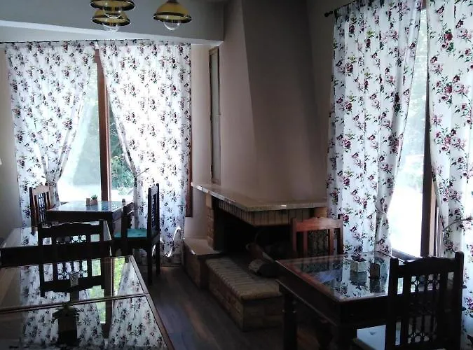 Pensjonat Archontiko Kertezis 3*