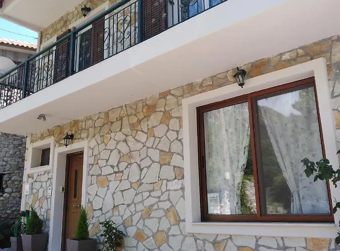 Archontiko Kertezis Penzion Kértezi