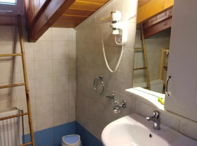 Archontiko Kertezis Pensjonat 3*