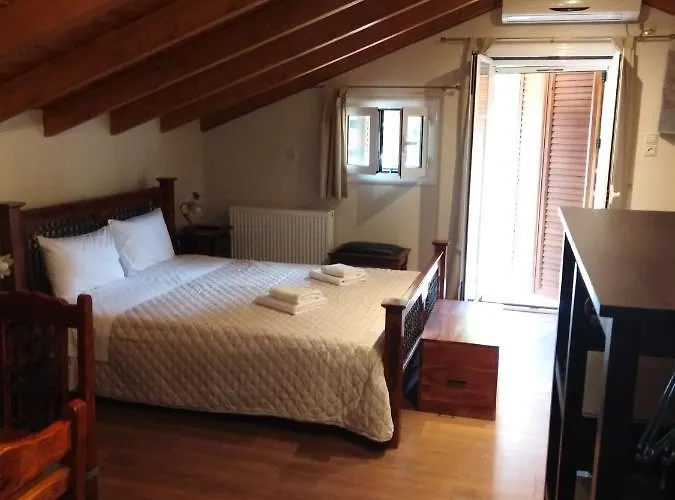 Pensjonat Archontiko Kertezis 3*